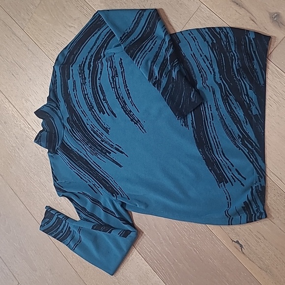 Chico's Sweater Women's sz 1/M Green/Black Abstract Mock Neck Lightweigh Sweater - Picture 1 of 9
